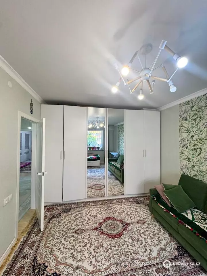 3-комнатная квартира, этаж 1 из 10, 91 м², фотография 3