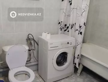 2-комнатная квартира, этаж 4 из 5, 37 м², миниатюра 12