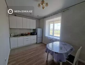 2-комнатная квартира, этаж 2 из 5, 59 м², Посуточно, миниатюра 8