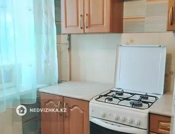 1-комнатная квартира, этаж 4 из 5, 30 м²