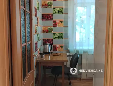 1-комнатная квартира, этаж 4 из 5, 30 м²