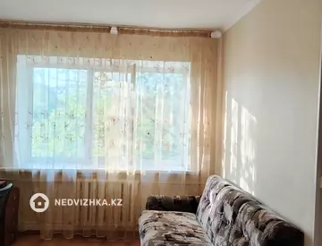 1-комнатная квартира, этаж 4 из 5, 30 м²