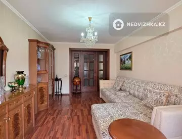 3-комнатная квартира, этаж 8 из 9, 104 м²