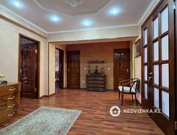 3-комнатная квартира, этаж 8 из 9, 104 м², миниатюра 7