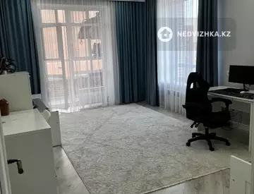 3-комнатная квартира, этаж 7 из 12, 98 м²