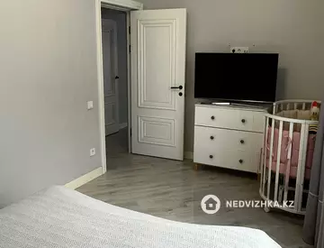 3-комнатная квартира, этаж 7 из 12, 98 м², миниатюра 8