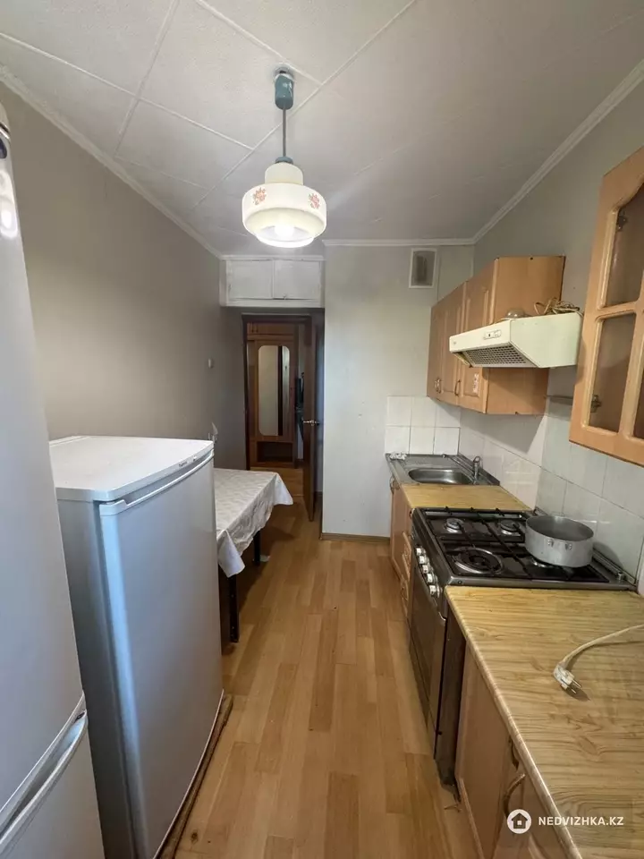 3-комнатная квартира, этаж 4 из 6, 64 м², фотография 5