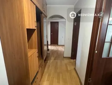3-комнатная квартира, этаж 4 из 6, 64 м², миниатюра 8