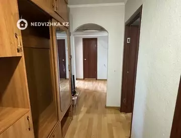 3-комнатная квартира, этаж 4 из 6, 64 м², миниатюра 9