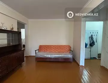 3-комнатная квартира, этаж 2 из 5, 59 м², миниатюра 4