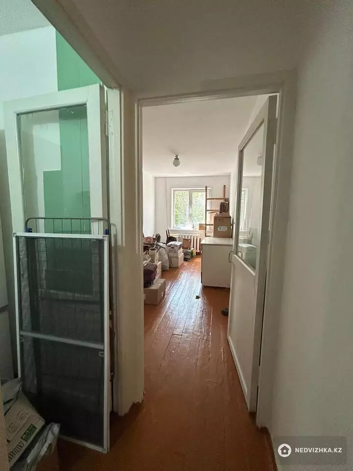 3-комнатная квартира, этаж 2 из 5, 59 м², фотография 5
