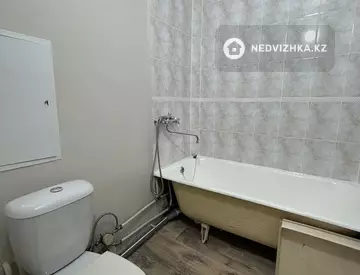 3-комнатная квартира, этаж 2 из 5, 59 м², миниатюра 1