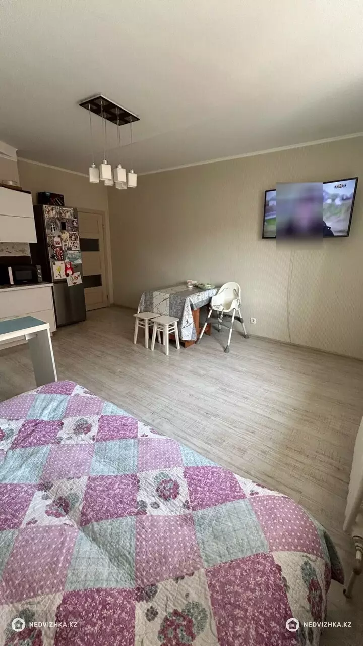 2-комнатная квартира, этаж 11 из 14, 89 м², фотография 3