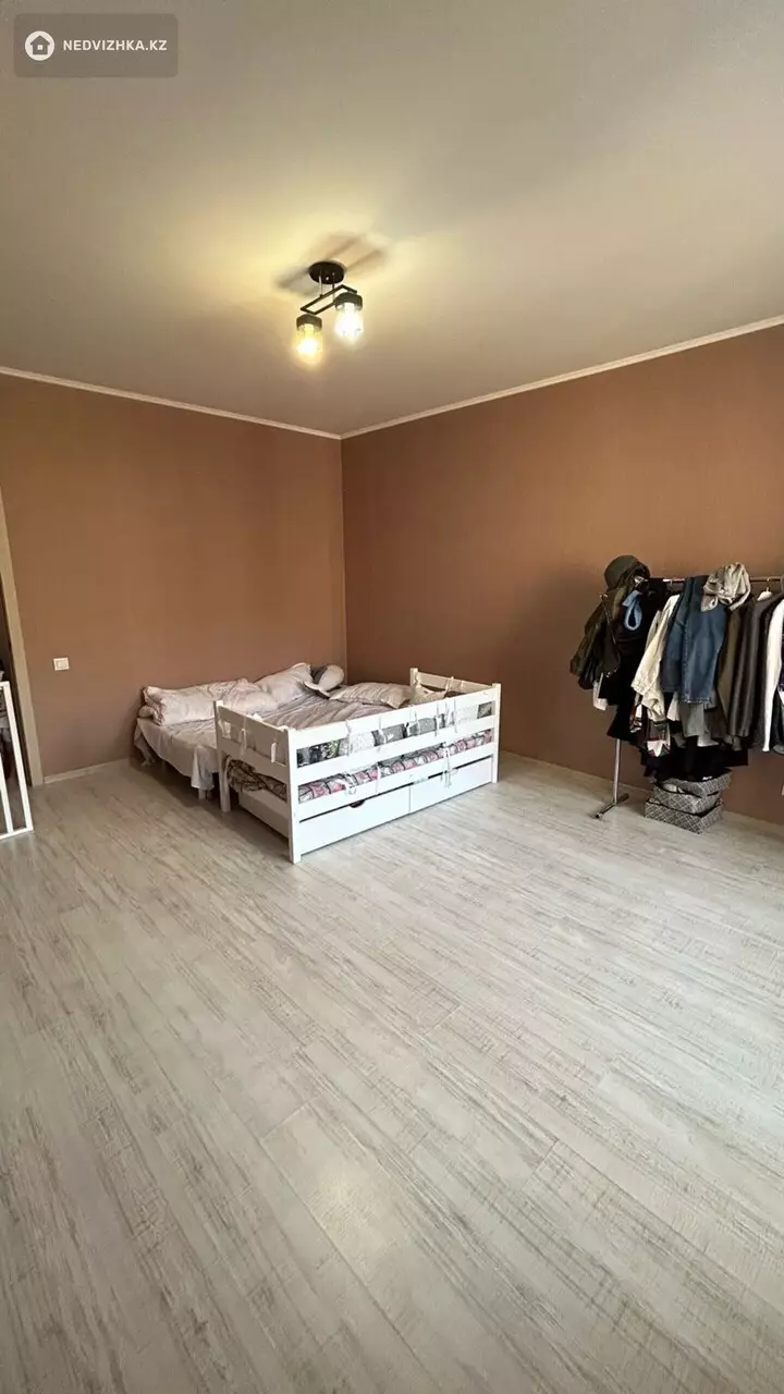 2-комнатная квартира, этаж 11 из 14, 89 м², фотография 5