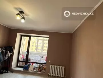 2-комнатная квартира, этаж 11 из 14, 89 м², миниатюра 6