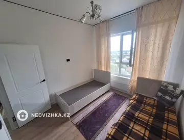 3-комнатная квартира, этаж 9 из 12, 44 м², Посуточно
