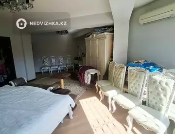 4-комнатная квартира, этаж 6 из 9, 130 м²