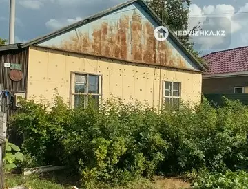 2-бөлмелі үй, 4 соттық, 38 м², 1-нобай