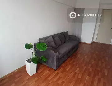 2-комнатная квартира, этаж 4 из 5, 47 м²