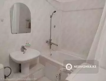 1-комнатная квартира, этаж 1 из 5, 35 м², миниатюра 5