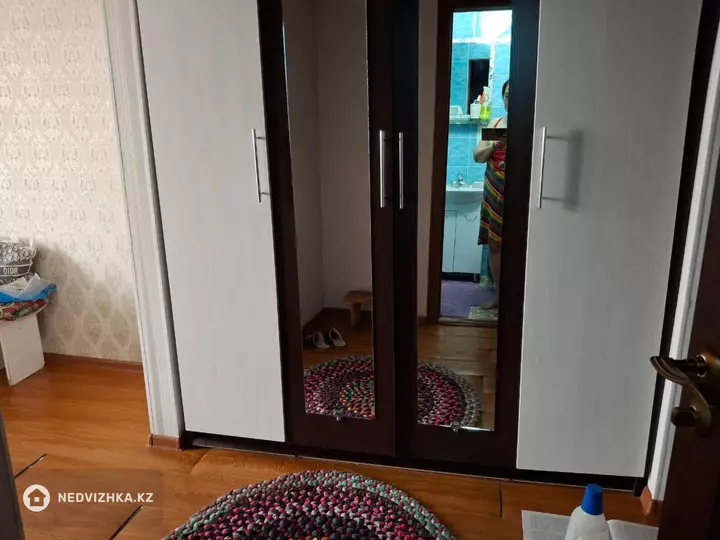 1-комнатная квартира, этаж 6 из 6, 30 м², фотография 2