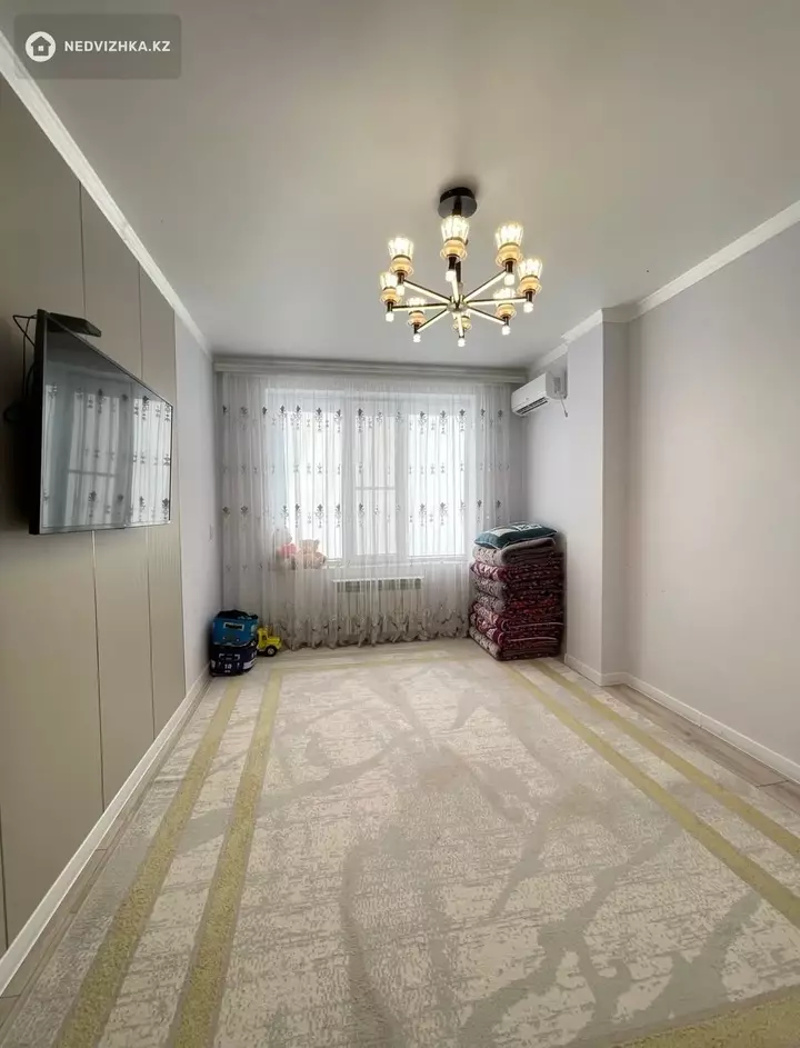 1-комнатная квартира, этаж 8 из 9, 37 м², фотография 4
