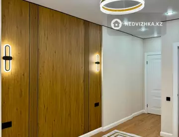 3-комнатная квартира, этаж 13 из 17, 68 м², миниатюра 5