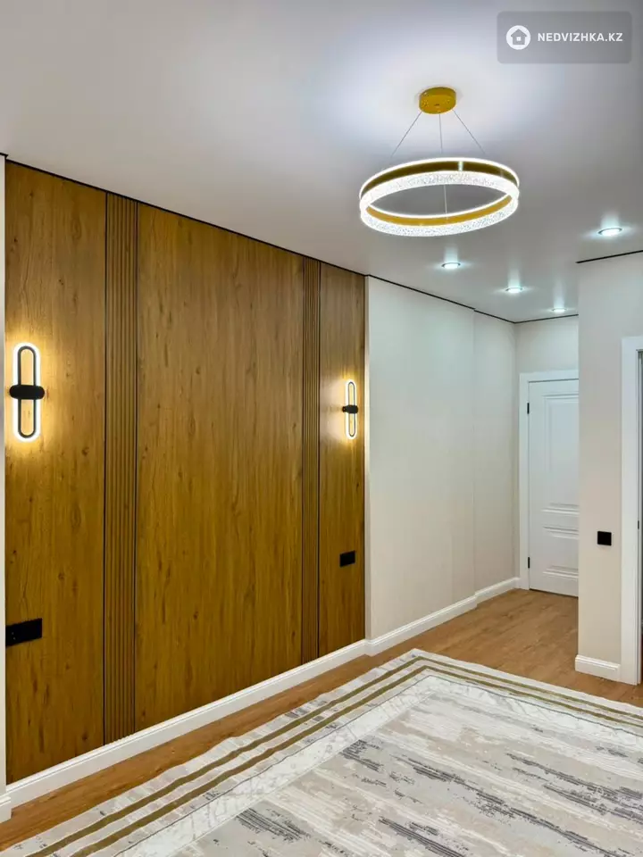 3-комнатная квартира, этаж 13 из 17, 68 м², фотография 5