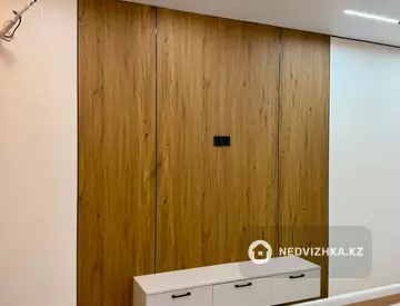 3-комнатная квартира, этаж 13 из 17, 68 м², миниатюра 4