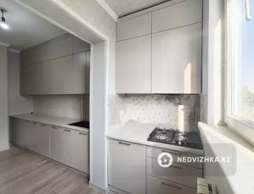 3-комнатная квартира, этаж 4 из 5, 68 м²