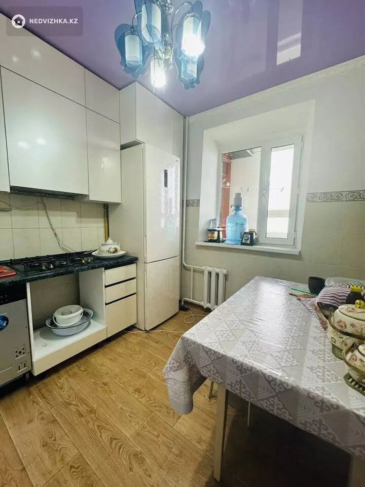 1-комнатная квартира, этаж 3 из 5, 60 м², фотография 2