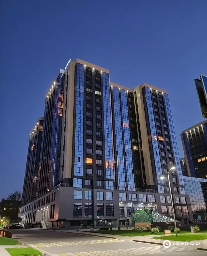 3-бөлмелі пәтер, қабат 15 барлық қабат саны 16, 98 м², 3-фотосурет