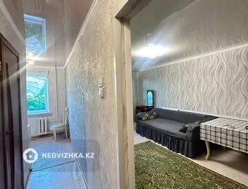 1-комнатная квартира, этаж 7 из 9, 32 м², На длительный срок