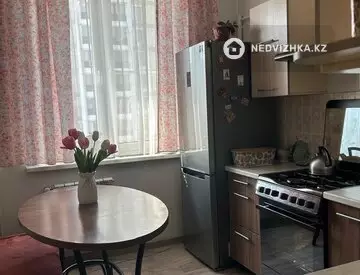 1-комнатная квартира, этаж 4 из 4, 33 м², миниатюра 2