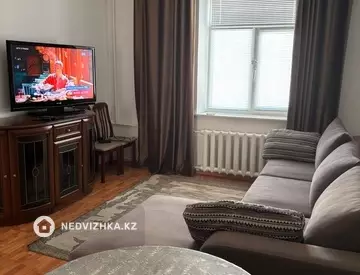 3-комнатная квартира, этаж 3 из 3, 68 м², миниатюра 3