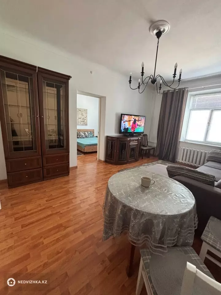 3-комнатная квартира, этаж 3 из 3, 68 м², фотография 5