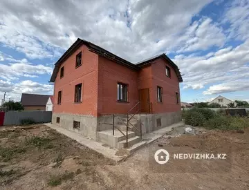 5-комнатный дом, 10 соток, 378 м²