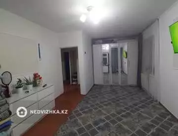 1-комнатная квартира, этаж 3 из 4, 34 м²