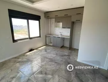 2-комнатная квартира, этаж 3 из 6, 56 м²