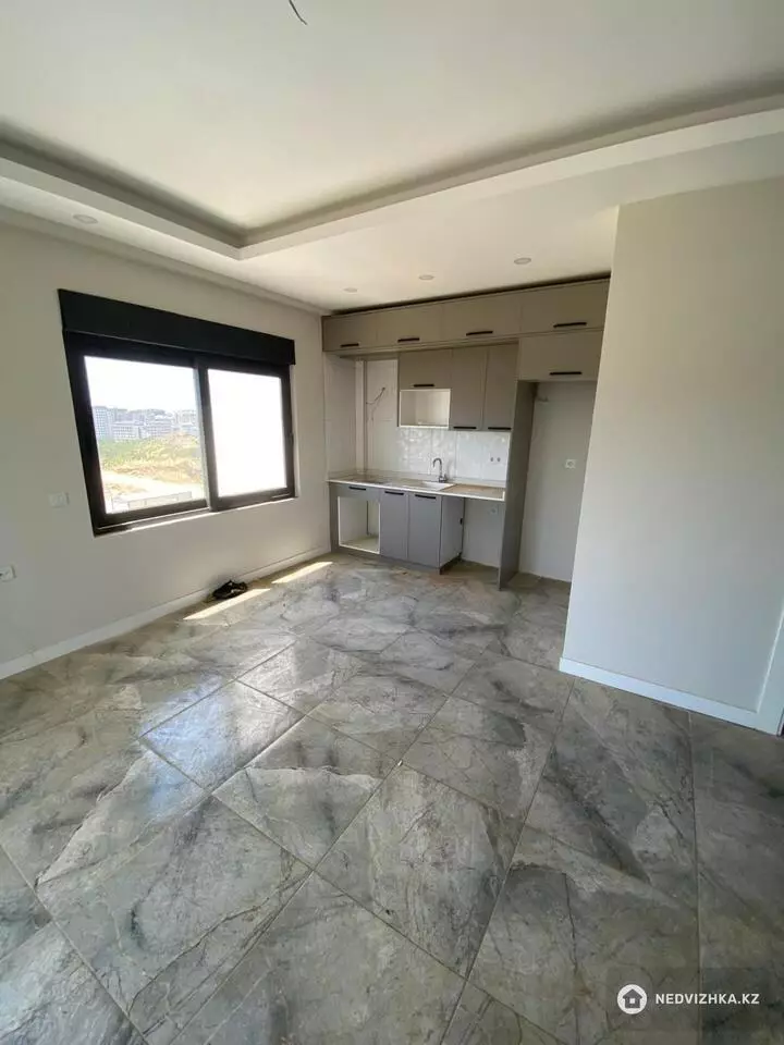 2-комнатная квартира, этаж 3 из 6, 56 м², фотография 3