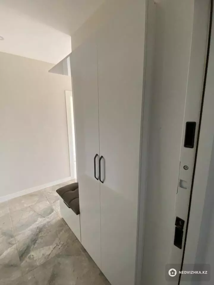 2-комнатная квартира, этаж 3 из 6, 56 м², фотография 5