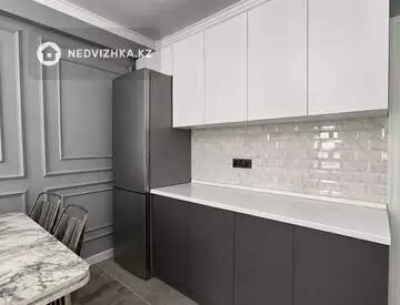 2-комнатная квартира, этаж 9 из 12, 46 м², миниатюра 6
