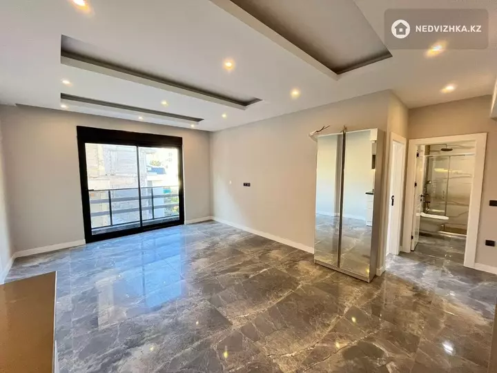 2-комнатная квартира, этаж 2 из 6, 60 м², фотография 3