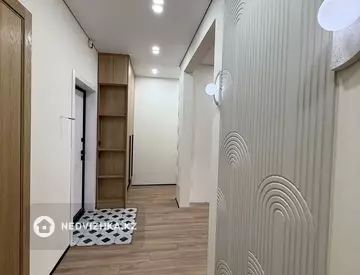 2-комнатная квартира, этаж 4 из 6, 70 м², миниатюра 6