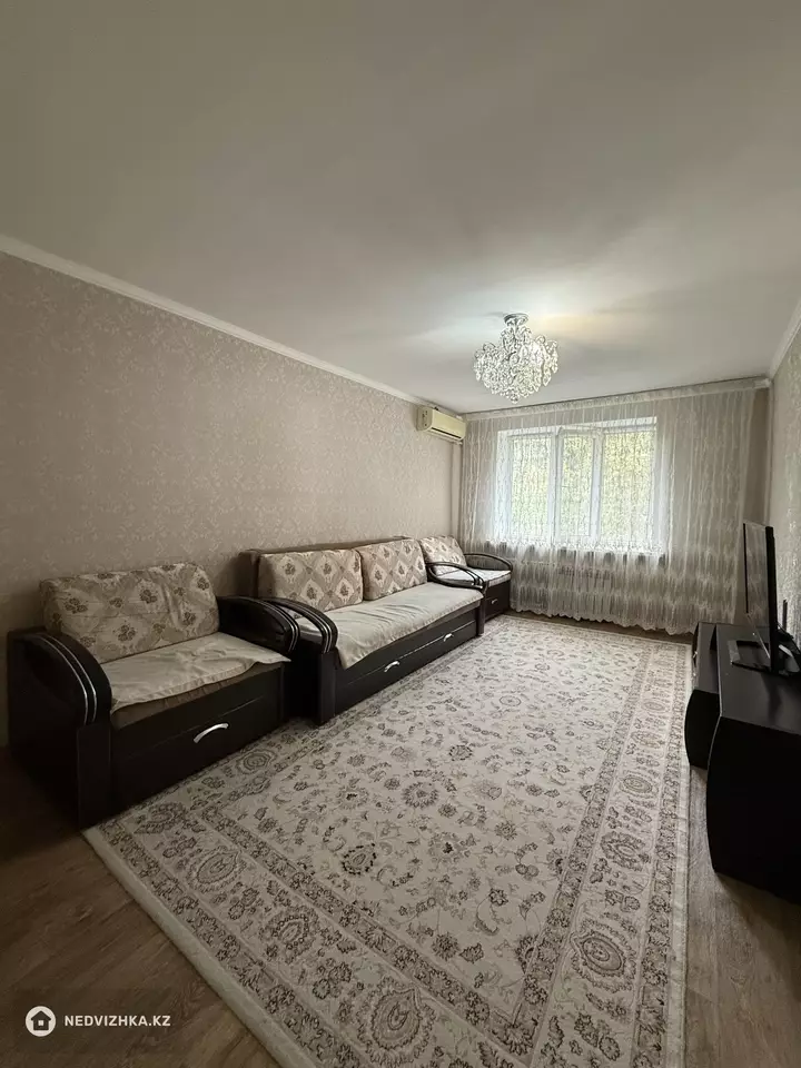2-комнатная квартира, этаж 3 из 4, 39 м², фотография 5