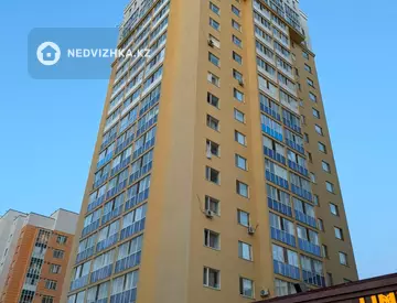 2-комнатная квартира, этаж 11 из 18, 76 м², миниатюра 10