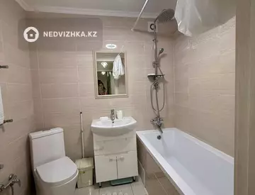 2-комнатная квартира, этаж 11 из 18, 76 м², миниатюра 7