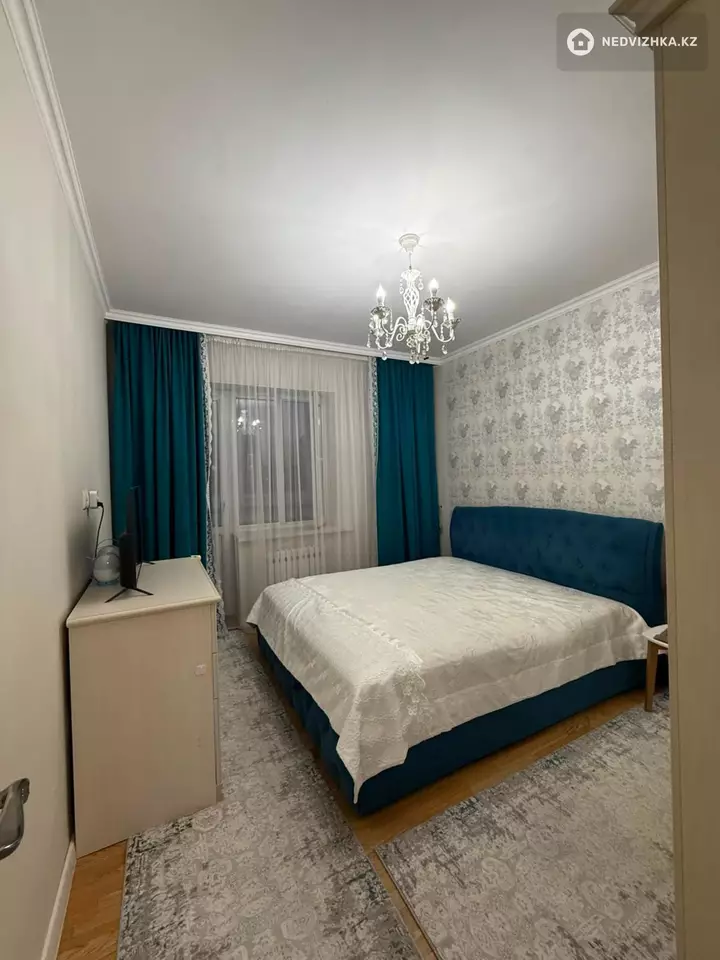 2-комнатная квартира, этаж 11 из 18, 76 м², фотография 5