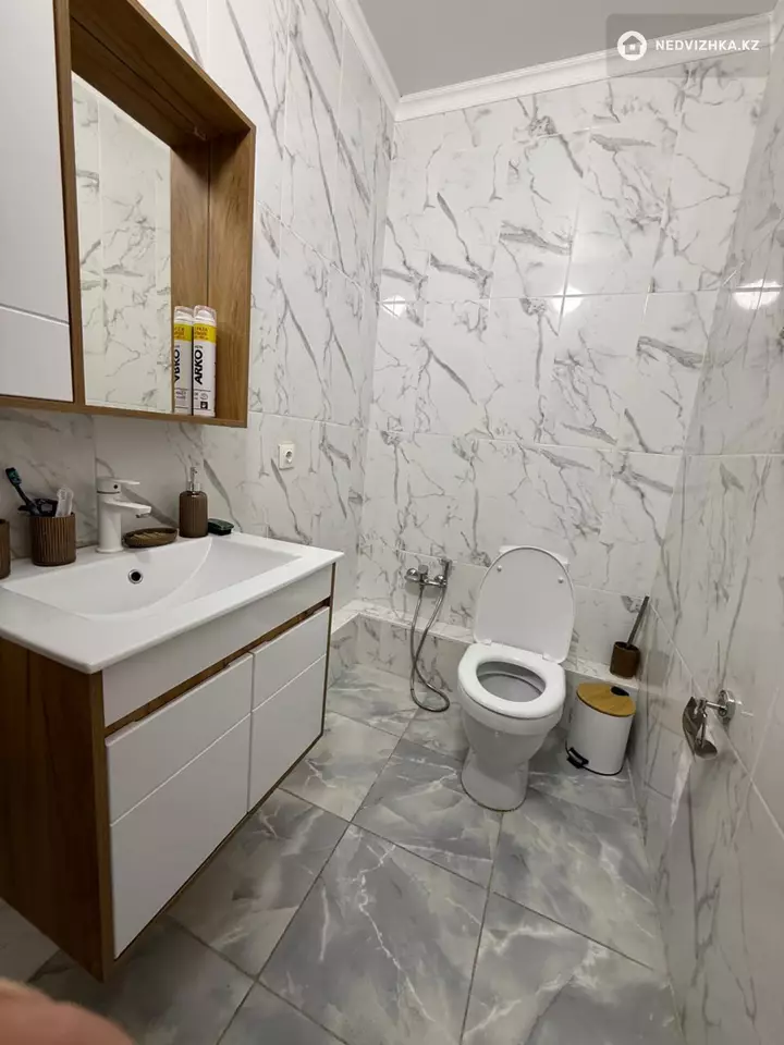 4-комнатная квартира, этаж 5 из 9, 94 м², фотография 3