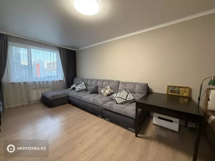 4-комнатная квартира, этаж 5 из 9, 94 м², фотография 5